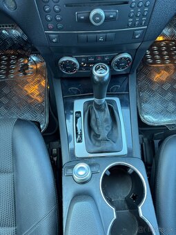 Mercedes-Benz GLK 220 CDI BLUE 4MATIC A/T - 12