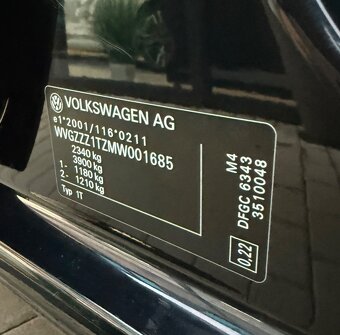 Volkswagen Touran 2.0TDi DSG Highline 7MIESTNY Ťažné - 12