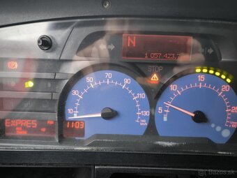 Renault Midlum 220.121C - 12