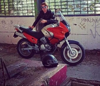 ZNÍŽENÁ CENA - Predám motocykel Honda XL125V Varadero - 12