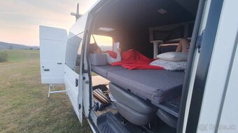 Ford Trensit 2.4 tdi rok 2005 - 12