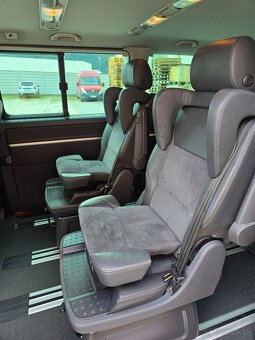 Predám Volkswagen T5 Multivan Highline - 12
