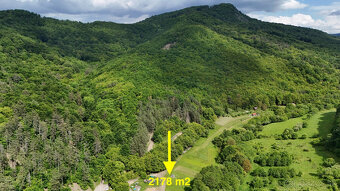 VEĽKÝ STAVEBNÝ POZEMOK (2178 m2) NA VÝSTAVBU DOMU V ZH - 12