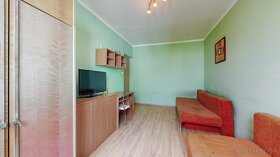 Priestranný 3-izbový byt v srdci centra Partizánskeho - 12