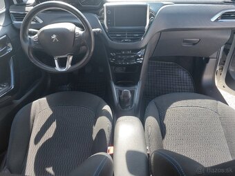 Peugeot 208 STYLE - 12