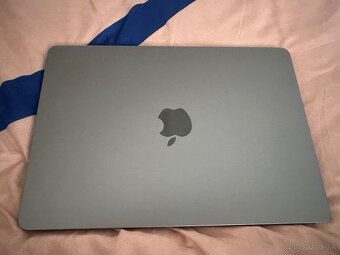 Predám 13-palcový MacBook Air - 12