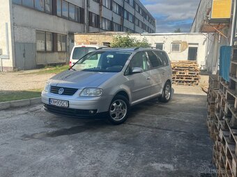 Volkswagen Touran 1.9Tdi 77kw - 12