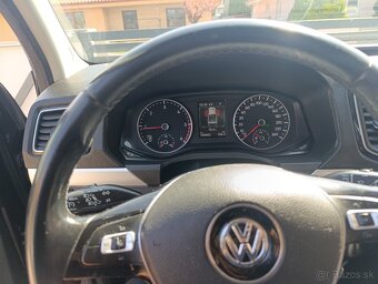 VW Amarok 3.0 V6 highline black edition - 12