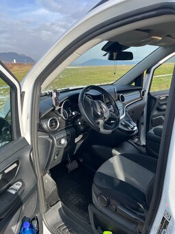 Mercedes-Benz V class 8 miest - 12