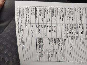 Mercedes w 124 250D - 12