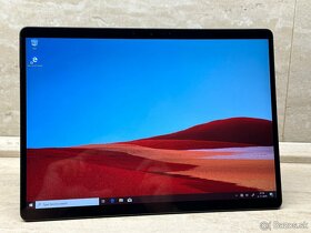 Microsoft Surface Pro X 13 " SQ1 8 GB / 256 GB - 12