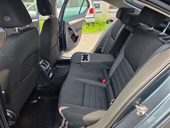 ŠKODA OCTAVIA 1.0 TSI 85KW MT6 ELEGANCE - 12