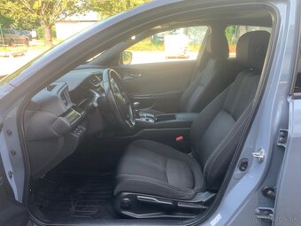CIVIC 1.5 VTEC TURBO výbava SPORT PLUS manuál 6MT m.r. 2017 - 12
