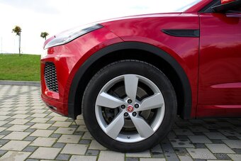 Jaguar E-Pace 2.0 184kW Benzín R-Dynamic AWD A/T,SK vozidlo - 12