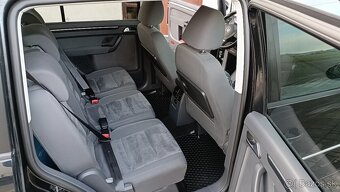 VOLKSWAGEN TOURAN 2.0 TDI CR 103 kW HIGHLINE BLUEMOTION - 12