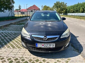 Opel Astra J 1.7 CDTi 2010 - 92 kW (245 000 km) - 12