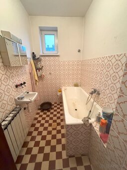 Na predaj tehlový RODINNÝ DOM v meste Tvrdošín, 574 m2 - 12
