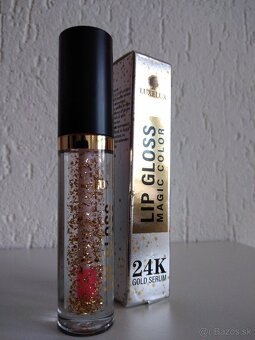 Trblietavé šaty flitrovane - 12