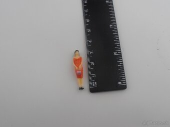Figúrky  1/50 - 12
