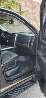 Predám Dodge RAM SPORT 5.7 HEMI 4X4 - 12