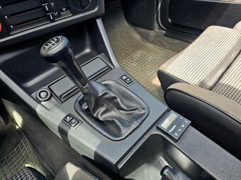 Bmw e30 325ix - 12