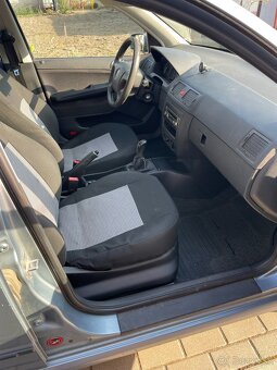 Škoda Fabia 1.2 HTP 12V 47 kW – 2004, prvý majiteľ - 12