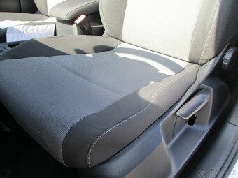 VW GOLF SPORTSVAN 1,2TSi 63kw 06/2016 bez koroze - 12