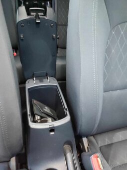 KIA Rio 1.2 D-CVVT UEFA EURO 2016TM Edition - 12