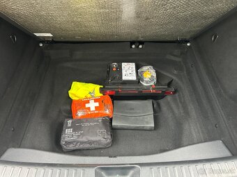 Mercedes GLA 180 TOP STAV - 12