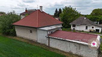 Veľký priestranný pozemok o rozlohe 7445 m2 s RD, Jelka - 12