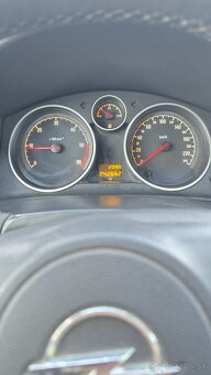 Opel Astra H 1,7 CDTI - 12