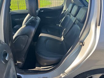 Peugeot 206 1.6hdi - 12