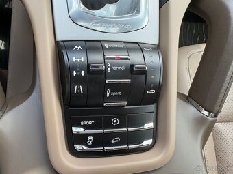 Porsche Cayenne S 4.8 Tiptronic S - 12