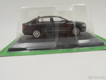 Škoda Superb II   "Kaleidoskop" 1/43 - 12