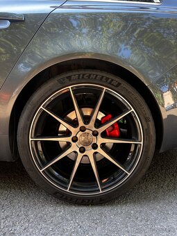 245/45R20 5X120 - 12