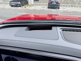 VW Passat R-Line Black Style 2025 - 12