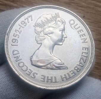 Mince Elizabeth II. - 12