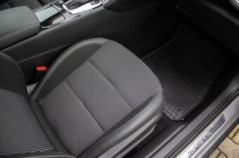 Opel Insignia 1.5 Turbo benzín automat - 12