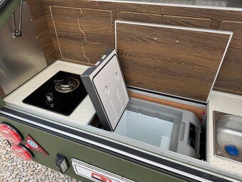 Lifestylecamper X-Line Premium - Markíza, sprcha, 750kg - 12