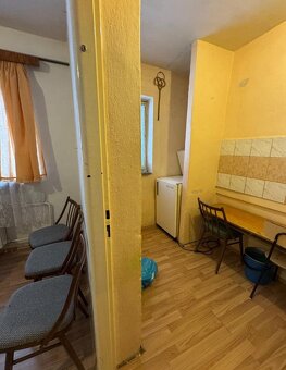 1- izbový byt na Strelnici - ihneď voľný - 12