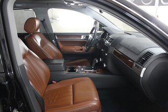 Volkswagen Touareg Individual V 10 5,0 TDI - 12