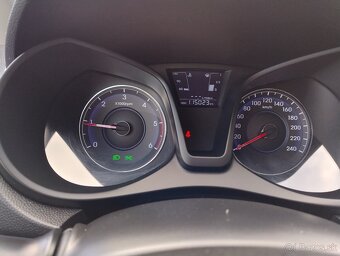 Hyundai IX20 1,6 - 12