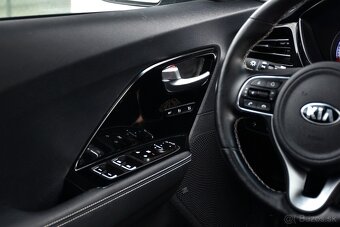 Kia Niro EV 64 kWh Platinum - 12