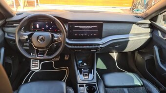 Škoda Octavia 4 RS Combi - 12