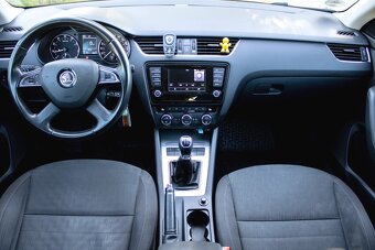 Škoda Octavia Combi - 12
