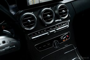 Mercedes Benz C200 4MATIC Coupe AMG packet full výbava - 12