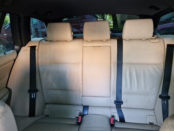 Predám BMW 320d Touring (E91) M-packet - 12