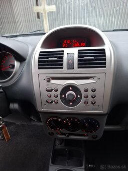 Suzuki Ignis 1,3 wwt 69 kw benzín r.v. 10.2008 - 12