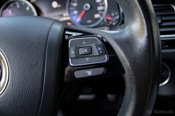 Volkswagen Touareg 4x4, Regulace tuhosti a výšky podvozku - 12