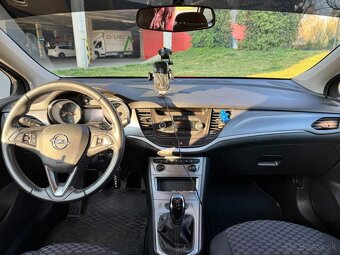 Opel Astra Sport Tourer ST 1.6 CDTI - 12